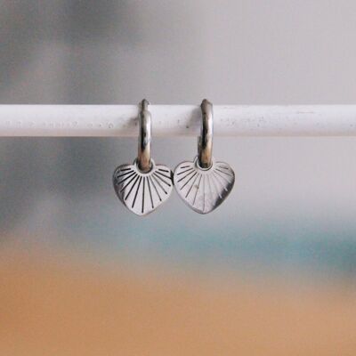 Stainless steel creoles with fantasy heart - silver