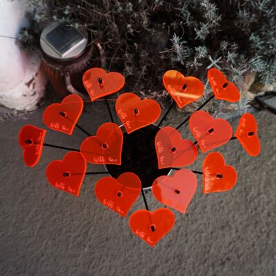15 estacas decorativas para el día de San Valentín de 25 cm/10 pulgadas de alto con grabado de corazones 'With Love' x 15 de alto, pantalla de venta SunCatcher Peggy Pot incluida