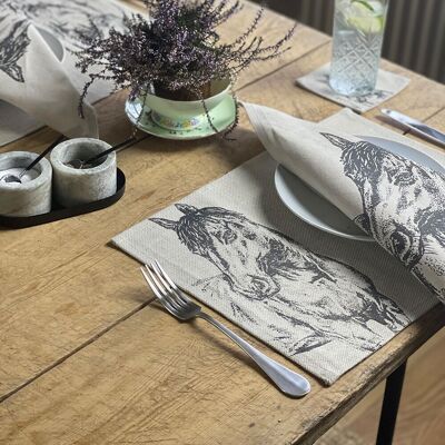 2 Linen Place Mats - Horse