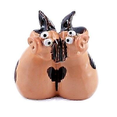 Stoneware pair of pigs, 9 x 10 cm, 629907