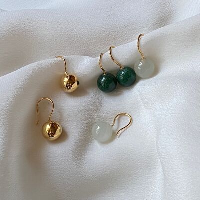 Gold plated pearl earring La Lyonnaise (BOMA60)