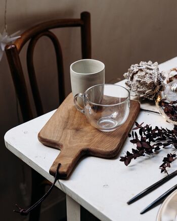 Justine, la tasse en verre 4