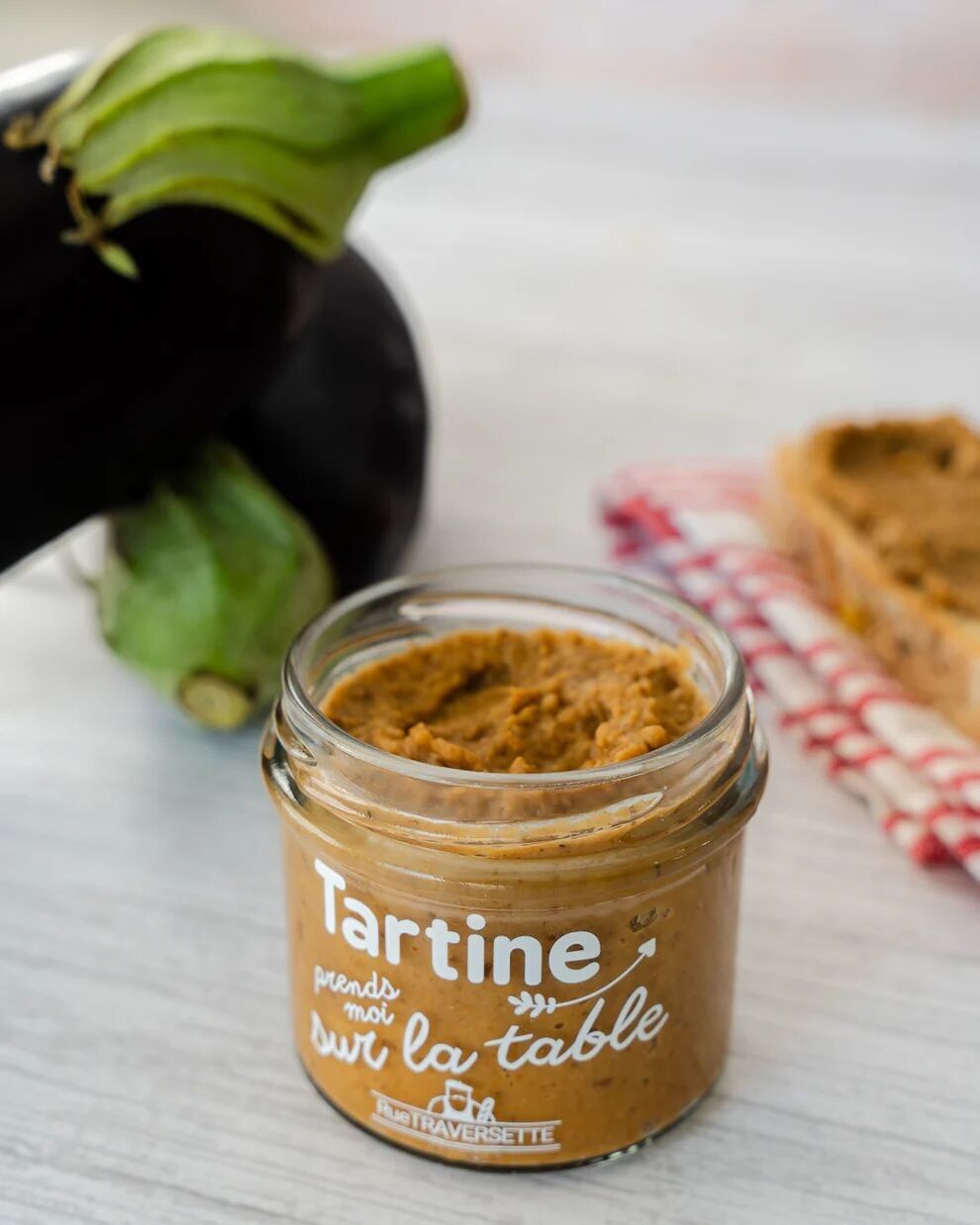 Tartinable apéro végétarien │ 2 aubergines et olive noire ▸ Prends-moi sur la table