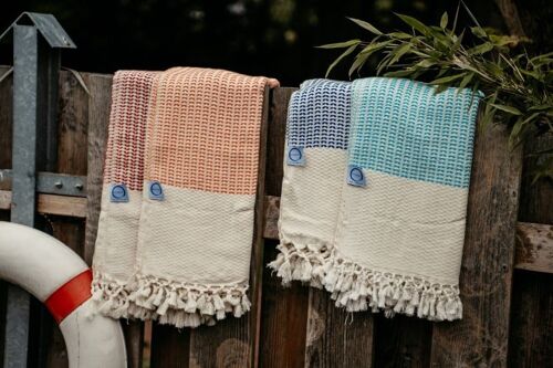 Throw "Gordion Towel" Strandtuch & Schal in einem | sehr schönen Knoten und feine Webung