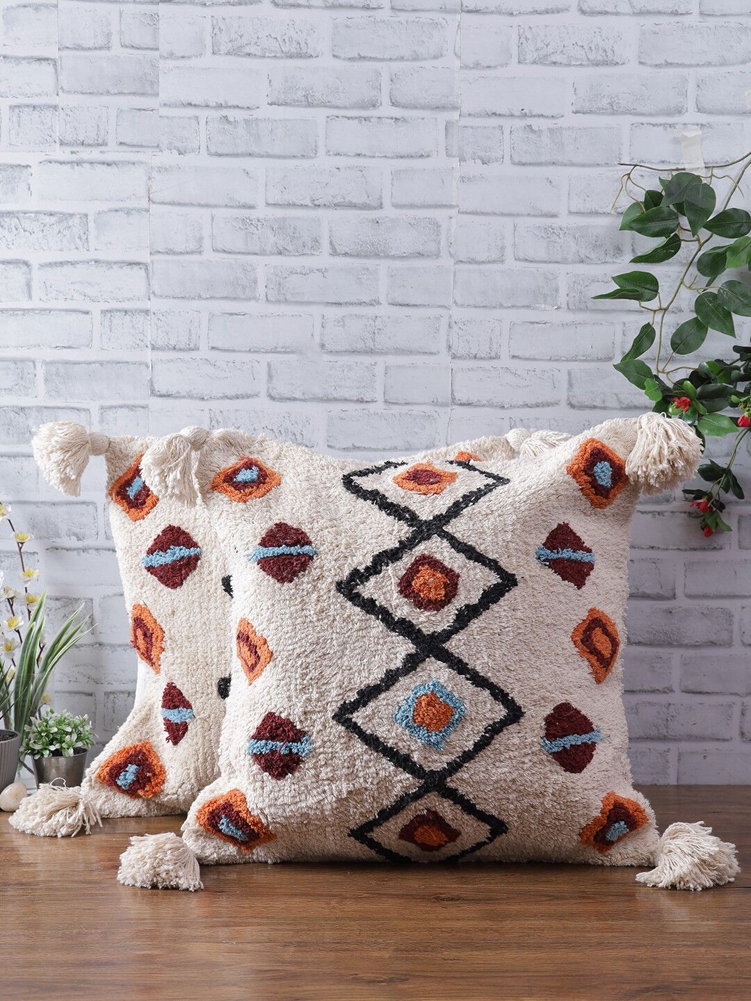 Mehrfarbiger handgetufteter Kissenbezug