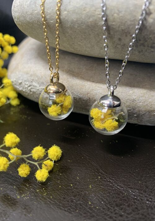 Collier fleur séchée Mimosa, pendentif sphère de verre doré ou argenté