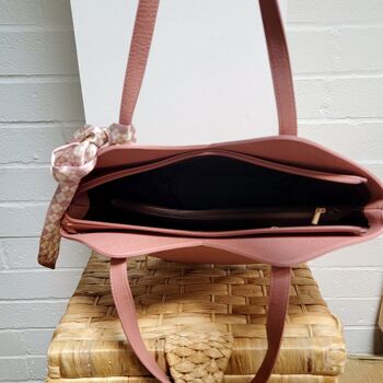 Grand sac à bandoulière fourre-tout pour femme VEGAN PU Leather-Texture Look Fashion Sac à main avec écharpe - 6572 café 3