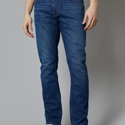 ALASKA Straight Fit Jeans In Dark Blue