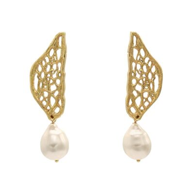 Cres pearl earrings