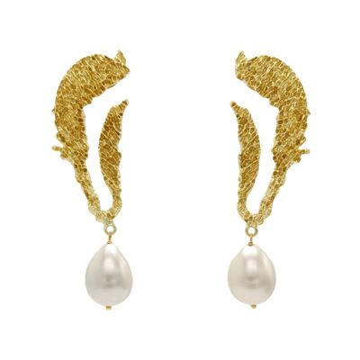 Akebia pearl earrings