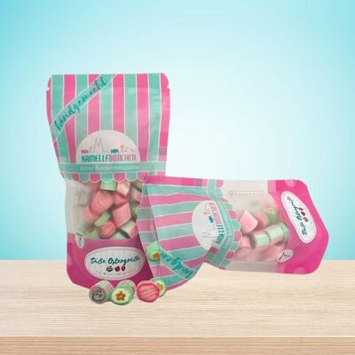 Dulces saludos de Pascua: dulces hechos a mano en un doypack