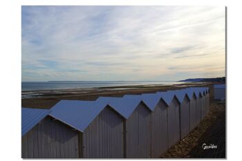 Papier peint : Cabane de plage en Normandie 7 - format paysage 4:3 - nombreuses tailles et matériaux - motif d'art photographique exclusif sous forme d'image sur toile ou d'image en verre acrylique pour la décoration murale 1