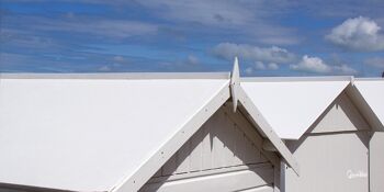 Papier peint : Cabane de plage en Normandie 16 - format paysage 2:1 - nombreuses tailles et matériaux - motif d'art photographique exclusif sous forme de toile ou d'image en verre acrylique pour la décoration murale 1