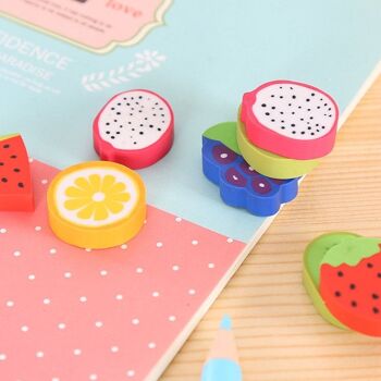 Effacer les fruits kawaii colorés 1