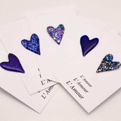 Love & Glitter - Set di 5 spille a forma di cuore con brillantini elettrici