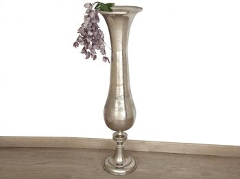 VASE AVEC PIED EN ALUMINIUM ARGENT - Modèle 7