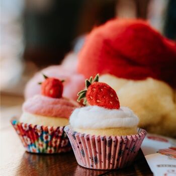 Kit de feutrage à l'aiguille Cupcakes aux fraises 1