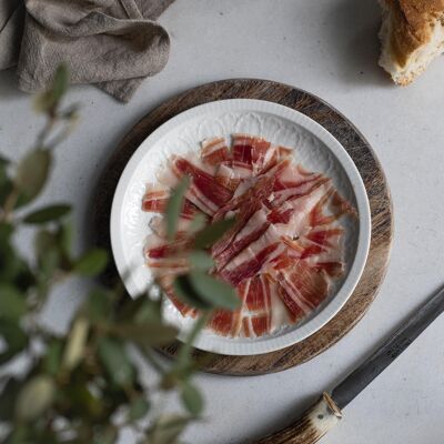 Acorn-fed 50-75% Iberian shoulder ham sliced