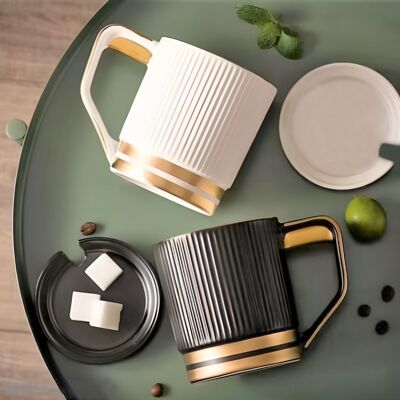 Mug with gold trimming in 2  colours white and black in gift box DF-464