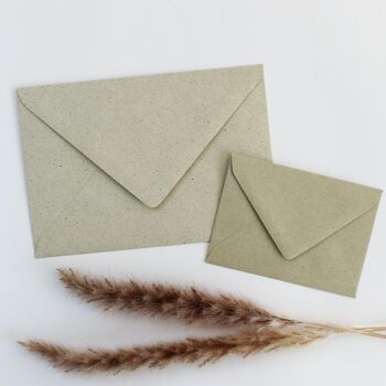 Enveloppe en papier d'herbe, carte de vœux et pliante 3