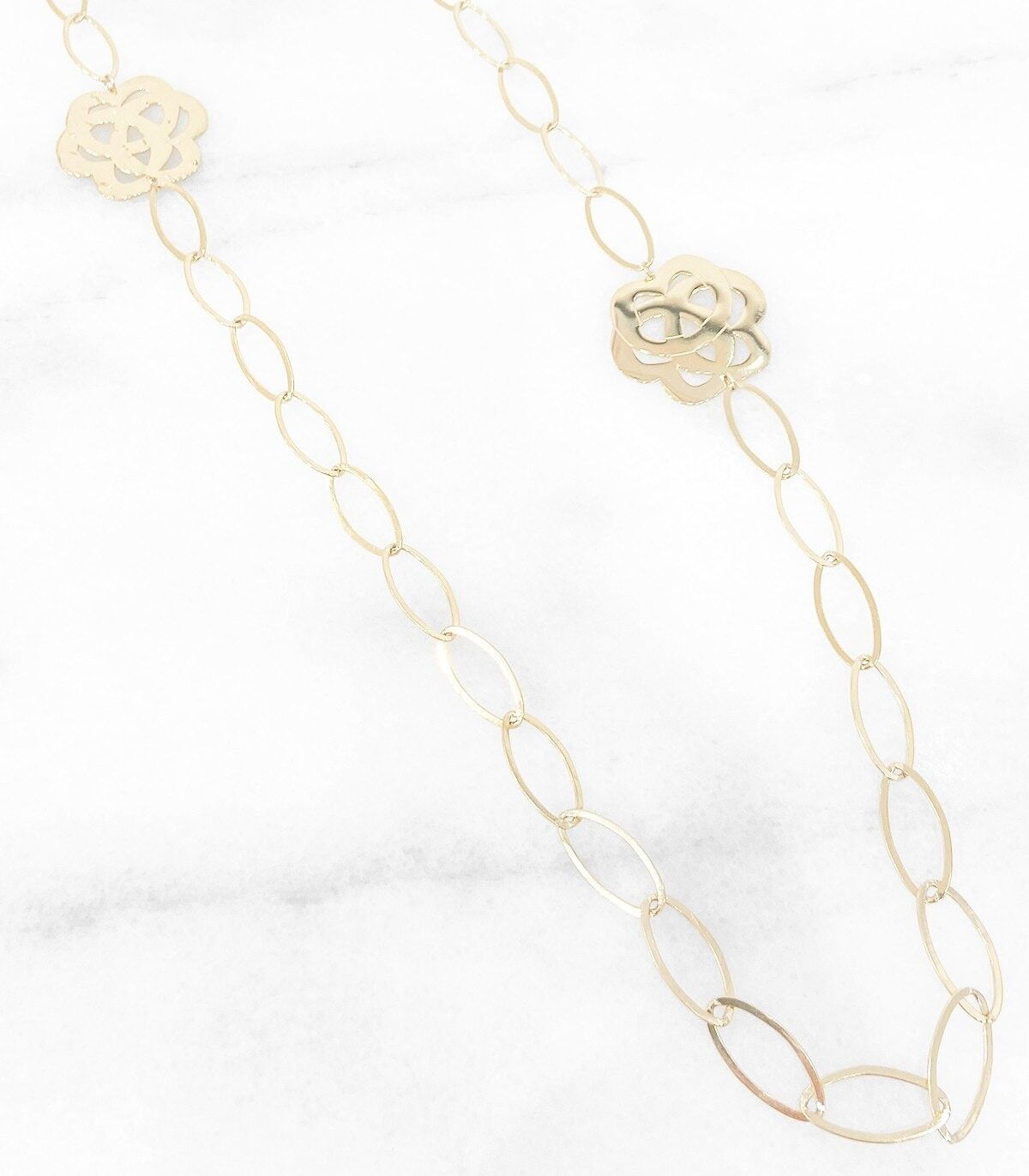 Collier Sautoir à Fleurs