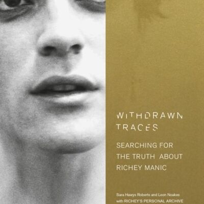 Withdrawn Traces by Sara Hawys RobertsLeon Noakes