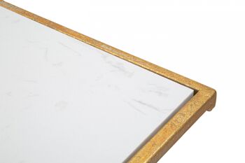 Table de canapé élégante Dmora, en métal doré, plateau en marbre, couleur blanche, mesure 30 x 65 x 45 cm 5