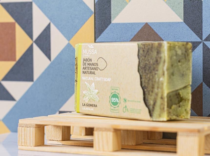 MC LAURISILVA NATÜRLICHE HANDWERKLICHE SEIFE