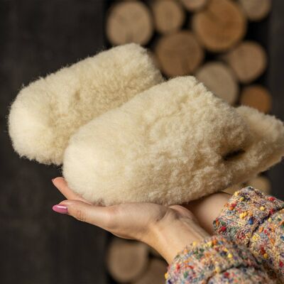 Women's Pile Fleece Slippers Natural