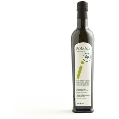 100% Italian Intenso extra virgin olive oil in the "i" bottle