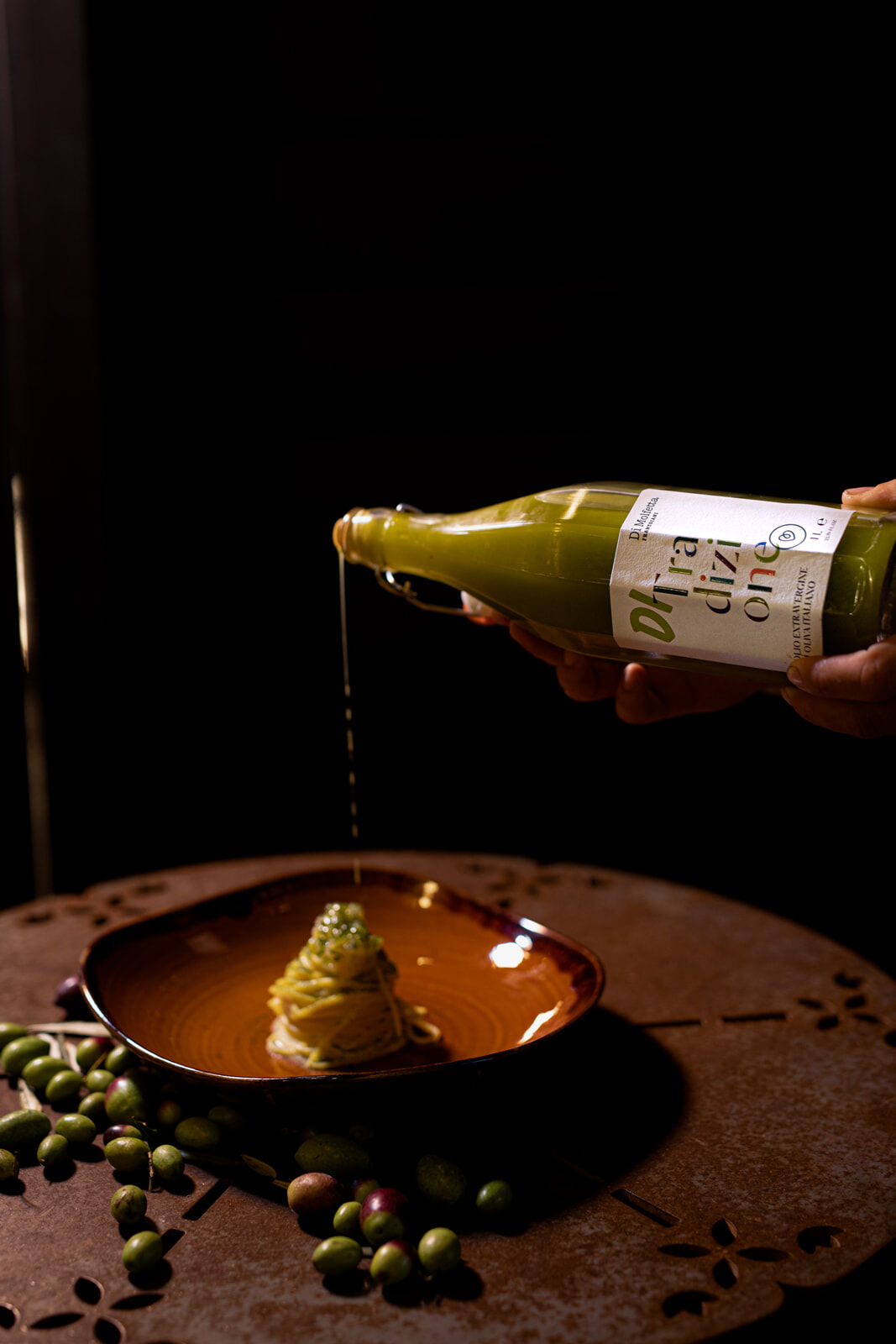 Olio extravergine di oliva in bottiglia da 1 LT TRADIZIONALE- Novello- 100% prodotto italiano