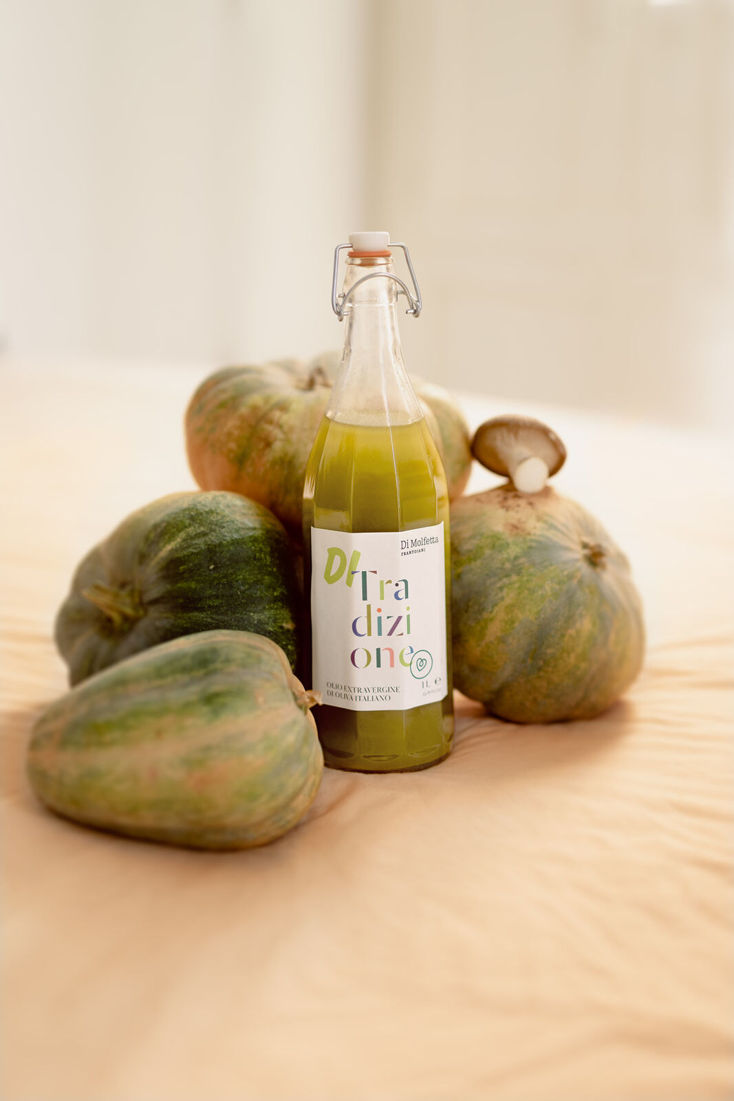 Olio extravergine di oliva in bottiglia da 1 LT TRADIZIONALE- Novello- 100% prodotto italiano