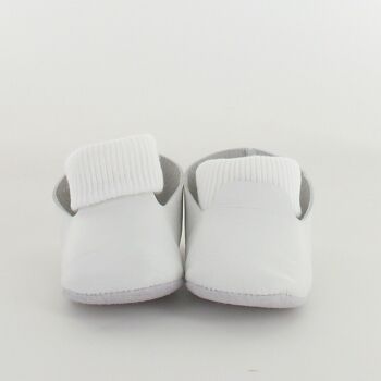 Chausson bébé charentaise cuir blanc avec chaussette 2