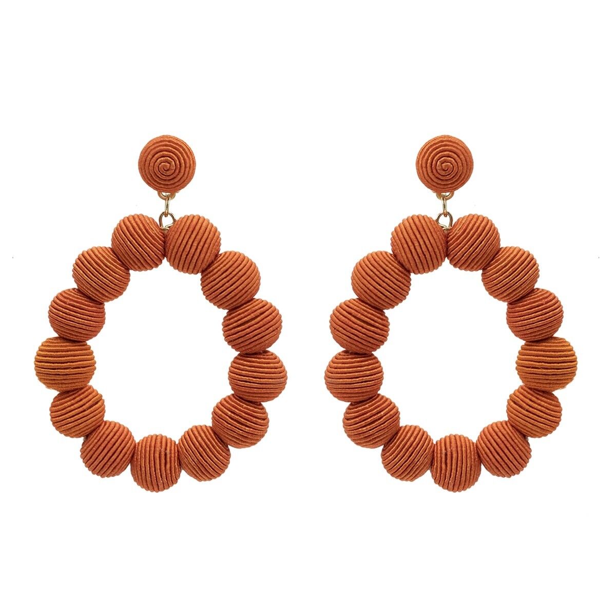 Aretes Oval Bolas Tejidas Coral