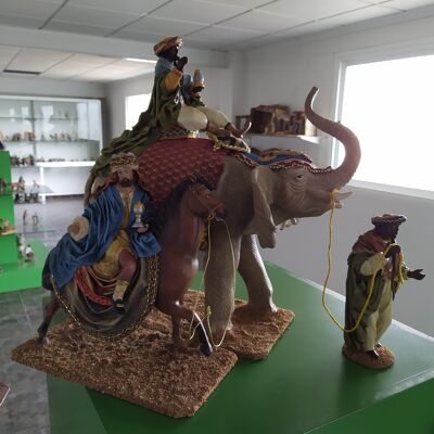 kings to elephant