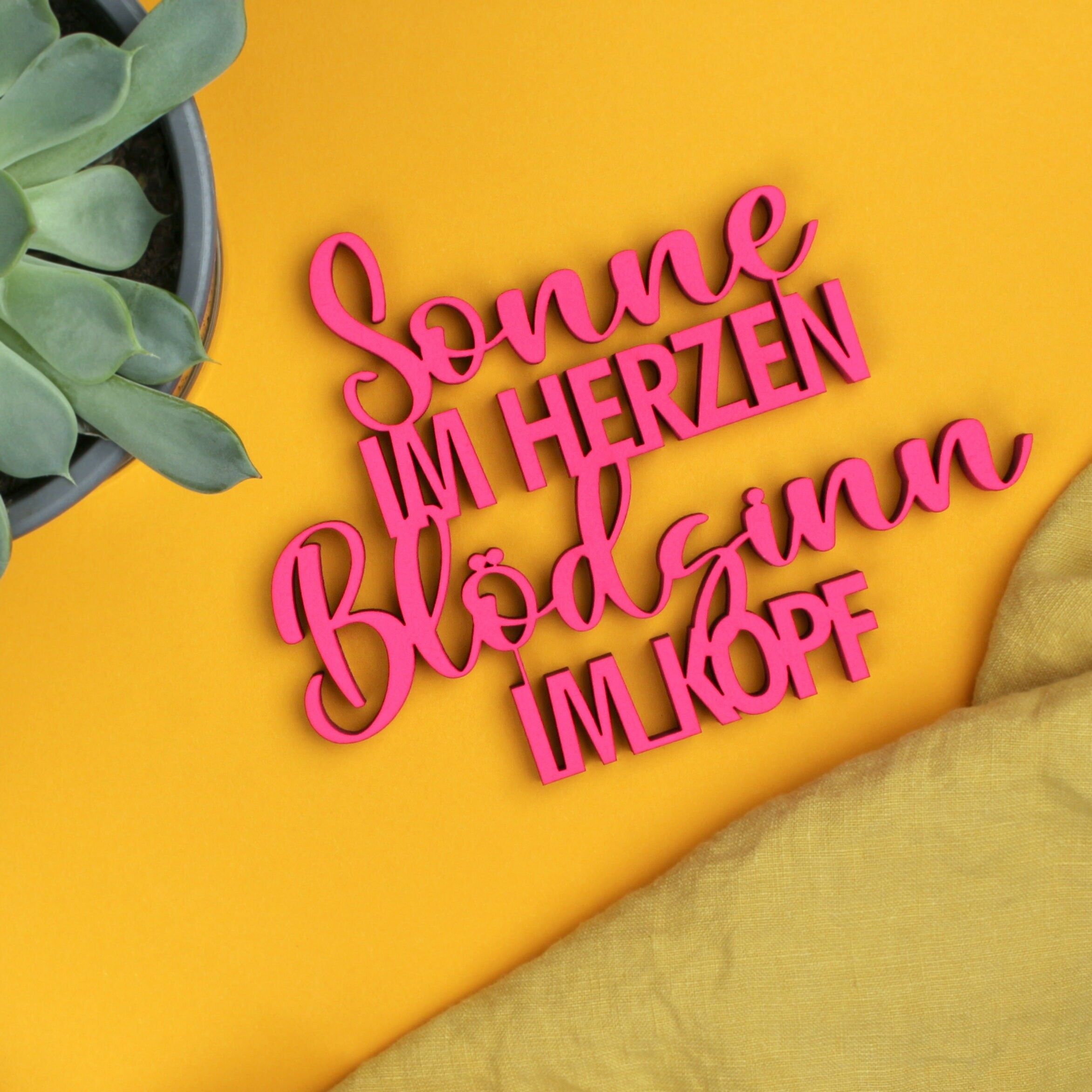 Sole nel cuore, sciocchezze nella testa / rosa neon - taglia. M