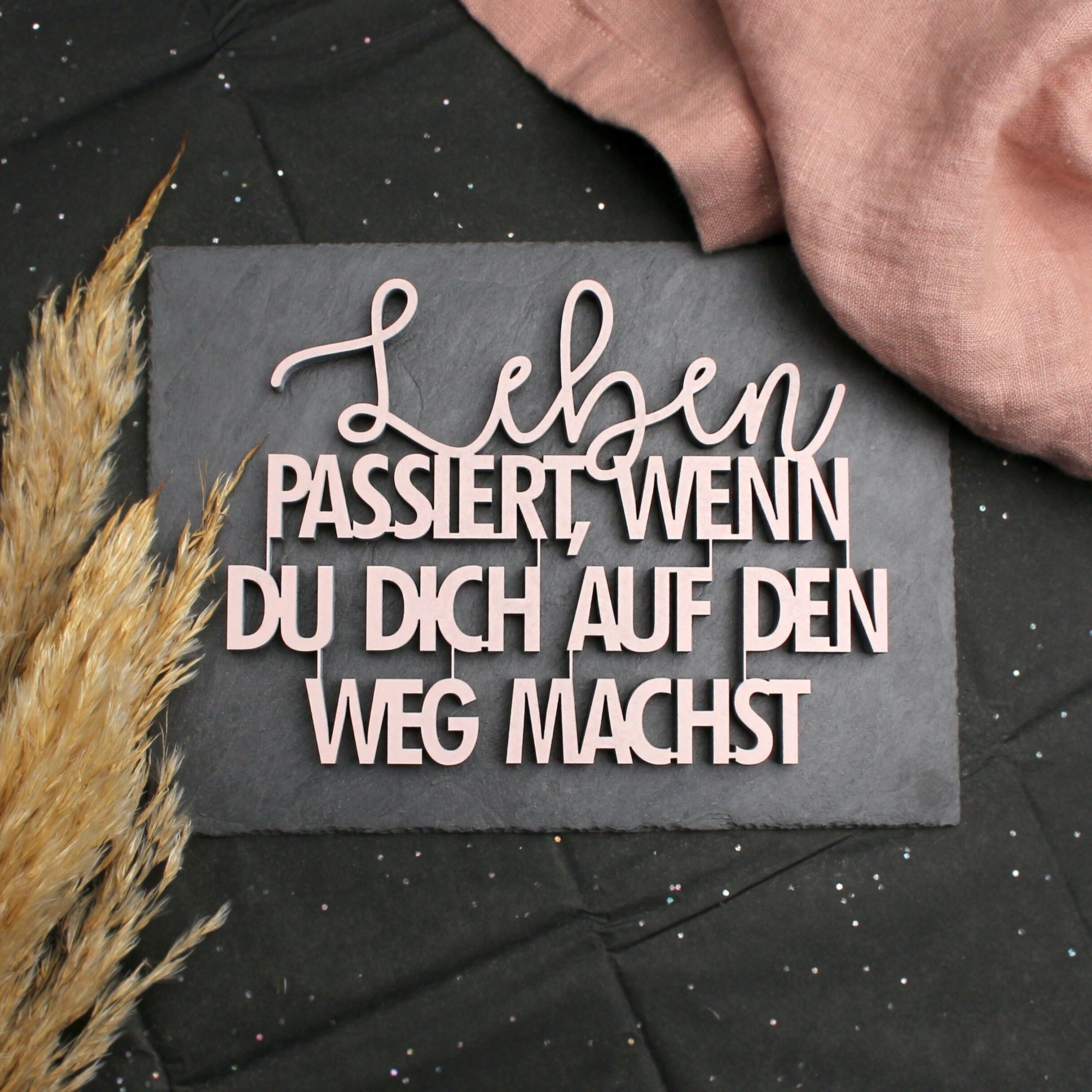 Life happens when you set out - Gr. M