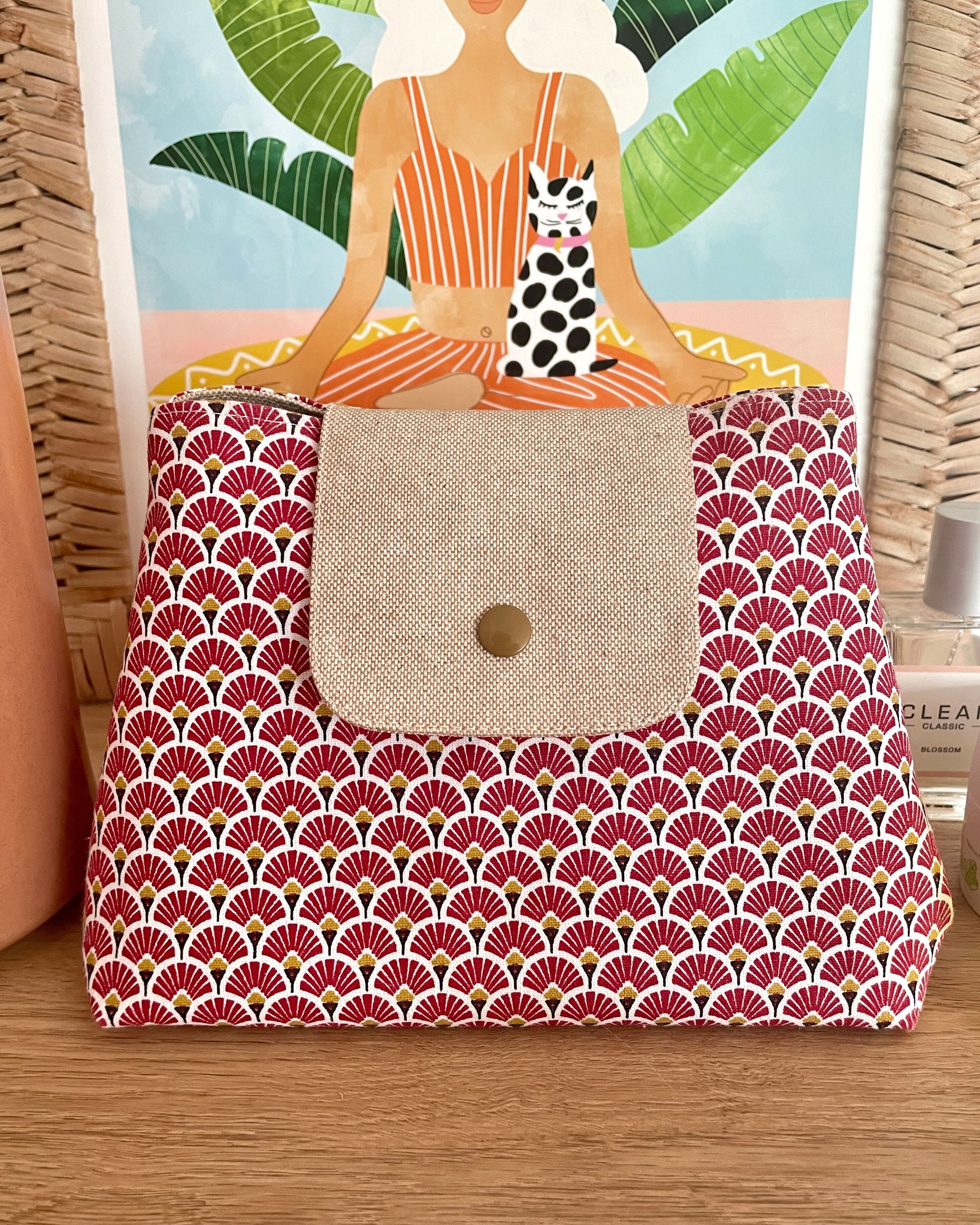 Beauty case “tifosi Borgogna”.