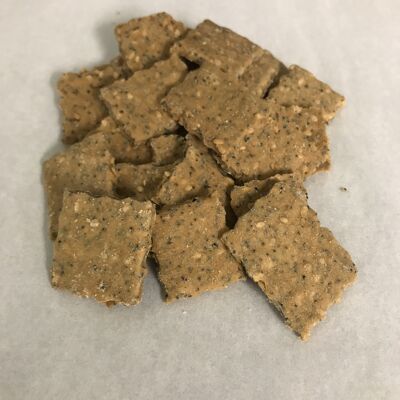 Bulk poppy and sesame aperitif biscuit