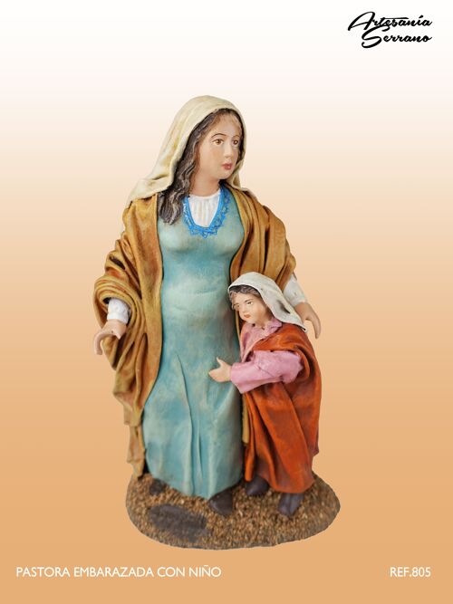 Pastora embarazada con niño