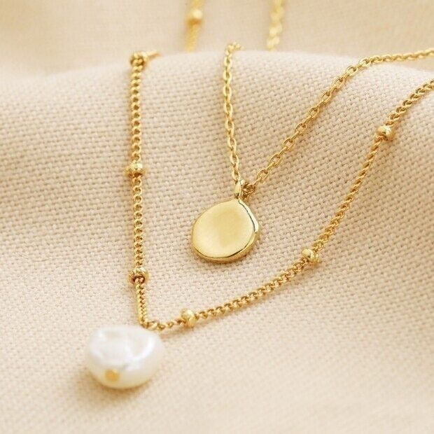 Buy wholesale Double Pearl and Disc Necklace in Gold Buy wholesale Double Pearl and Disc Necklace in Gold