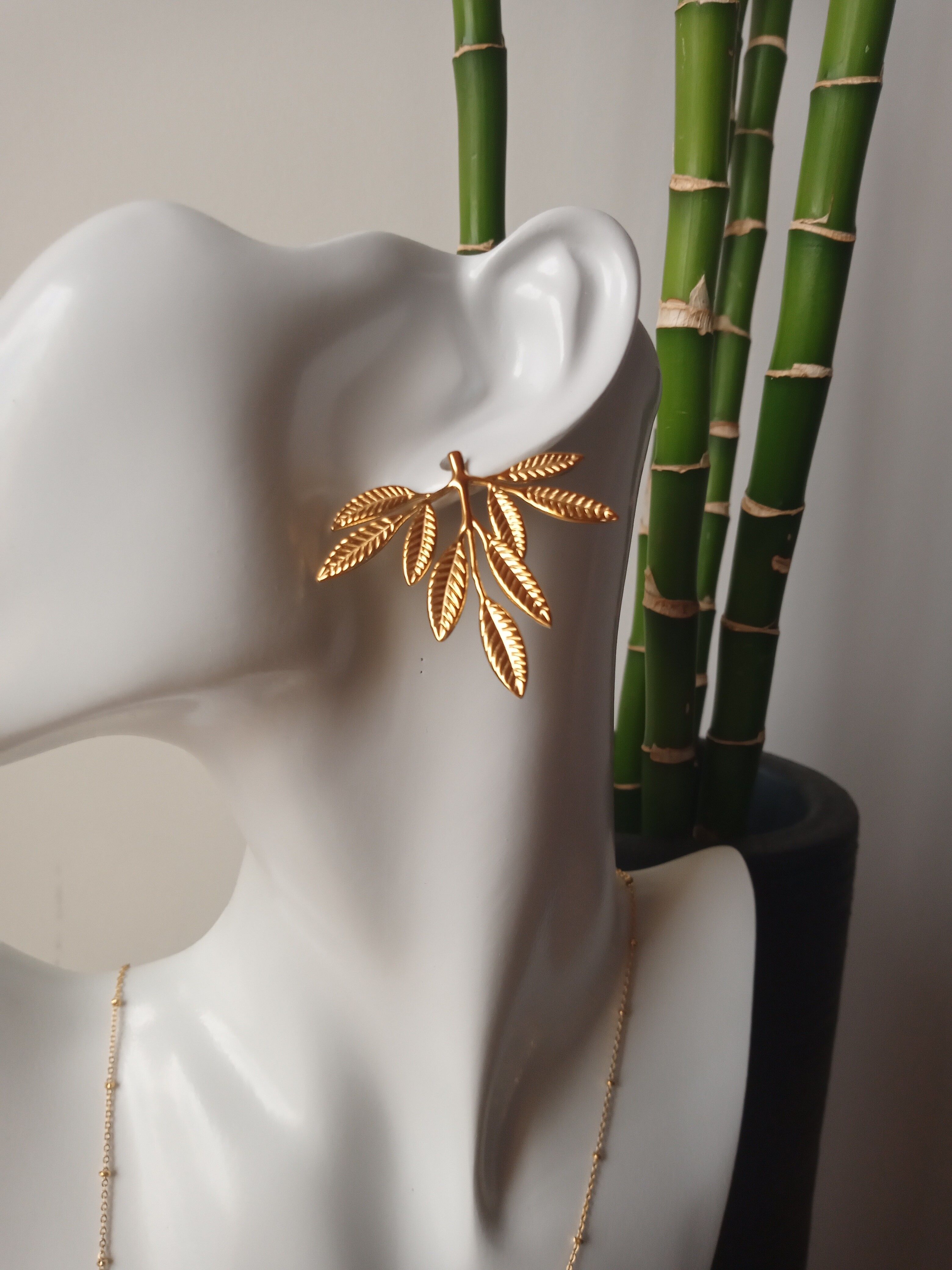 Orecchini ''Foglia'' in acciaio inossidabile 316L anallergico.