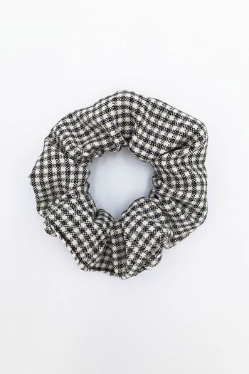 Scrunchie vichy noir et blanc 1