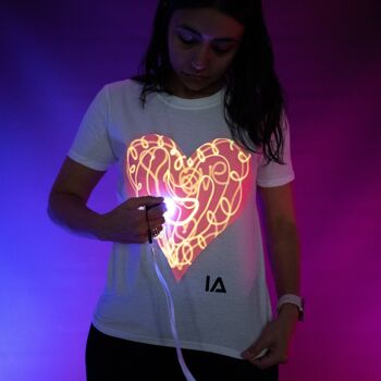 T-shirt interactif phosphorescent - Coeur d'amour 2