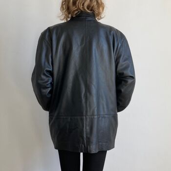 Blouson en cuir noir. Modèle 1. 8