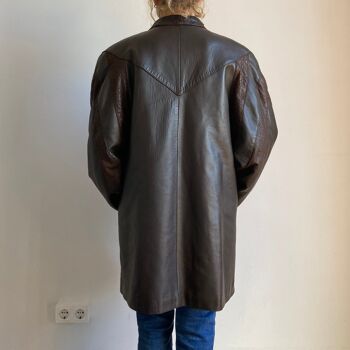 veste en cuir marron 7