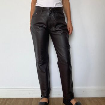 Pantalon en cuir marron foncé 4