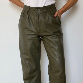 Pantalon en cuir vert 1