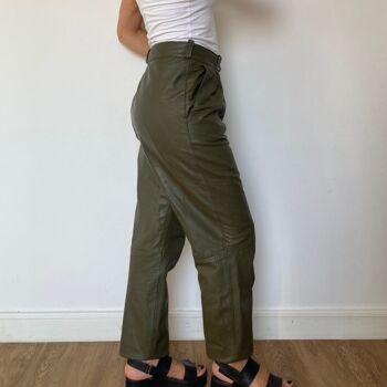 Pantalon en cuir vert 3