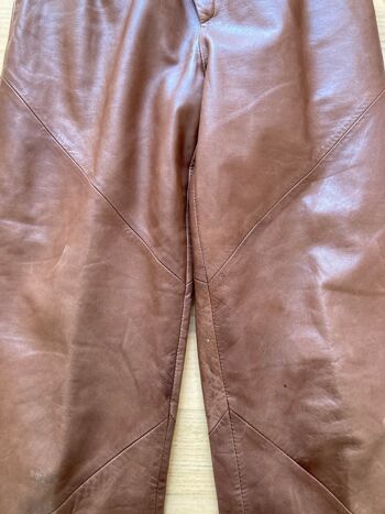 Pantalon en cuir plissé 5